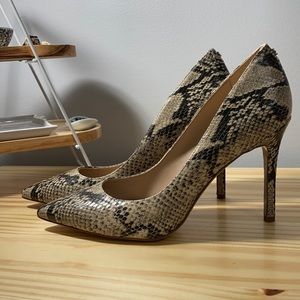 NWOT Sam Edelman Nude Snakeskin Heels/Pumps